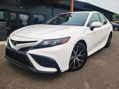 Used 2023 Toyota Camry SE