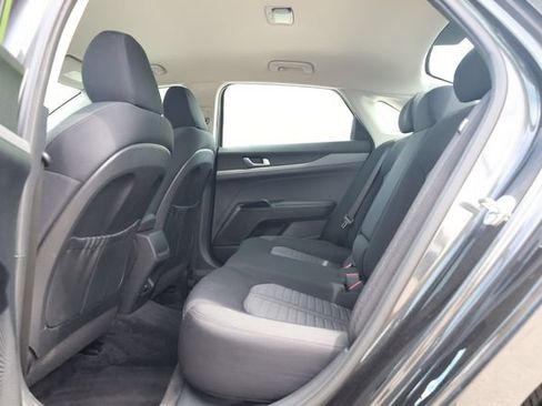 Used 2025 Kia K5 LXS FWD image 28