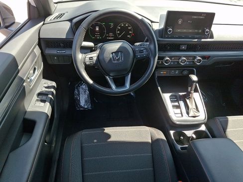 Used 2025 Honda CR-V Sport image 11