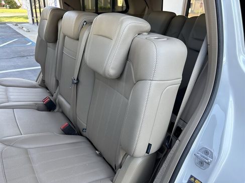 Used 2014 Mercedes-Benz GL 450 4MATIC image 28