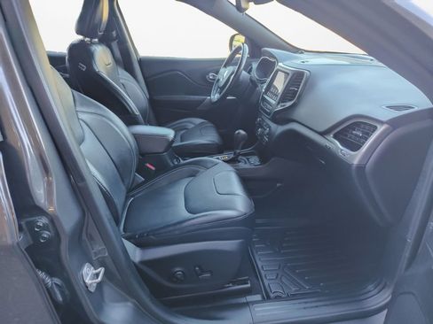 Used 2021 Jeep Cherokee Latitude Lux 80th Anniv w/ Quick Order Package 26U 80TH image 23