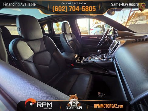 Used 2016 Porsche Cayenne S AWD/4WD image 18