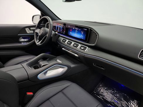 Certified 2024 Mercedes-Benz GLE 350 4MATIC image 19