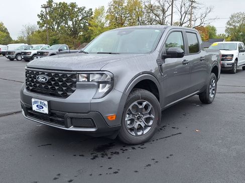 New 2025 Ford Maverick XLT w/ Equipment Group 301A image 29