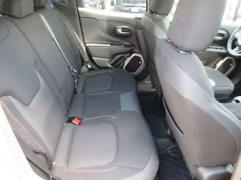 Used 2016 Jeep Renegade 75th Anniversary AWD/4WD image 17