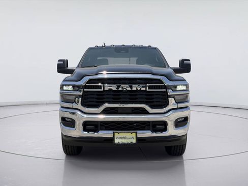 Used 2025 RAM 2500 Tradesman AWD/4WD image 2