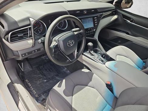 Used 2020 Toyota Camry LE AWD/4WD image 10