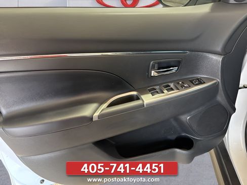 Used 2023 Mitsubishi Outlander Sport LE AWD/4WD image 20