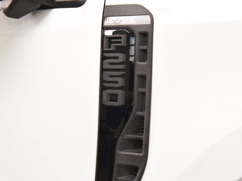 Used 2024 Ford F250 XL w/ STX Appearance Package AWD/4WD image 9