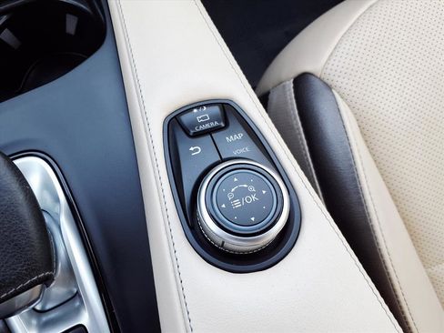 Used 2022 INFINITI QX50 Essential image 25