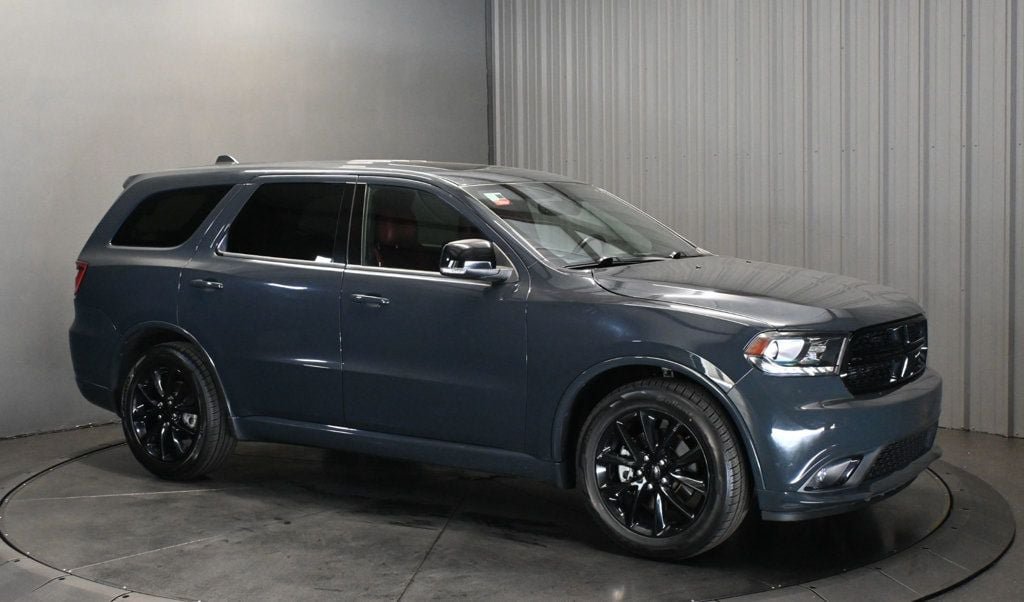 Used 2017 Dodge Durango R/T w/ Trailer Tow Group IV AWD/4WD image 3