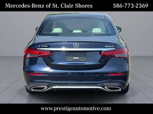 Used 2023 Mercedes-Benz E 350 4MATIC Sedan image 5