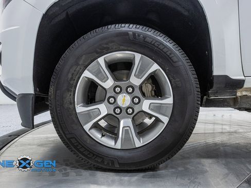 Used 2019 Chevrolet Colorado Z71 image 45