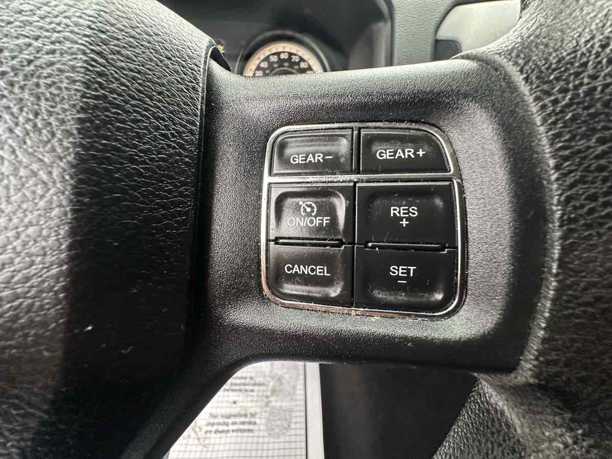 Used 2017 RAM 1500 Express AWD/4WD image 15