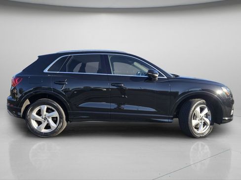 Used 2022 Audi Q3 2.0T Premium w/ Convenience Package image 11