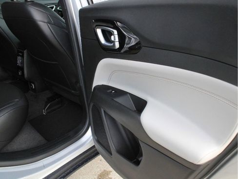 New 2026 Jeep Compass Limited AWD/4WD image 28