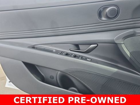 Certified 2025 Hyundai Elantra Sport image 27