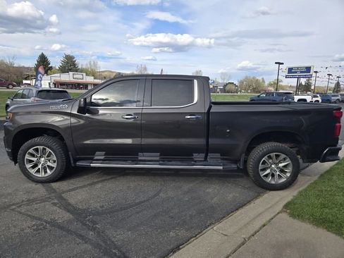 Used 2021 Chevrolet Silverado 1500 High Country w/ Z71 Off-Road Package AWD/4WD image 6