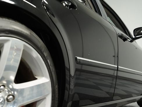 Used 2006 Dodge Magnum SRT8 w/ SRT Option Group III image 22