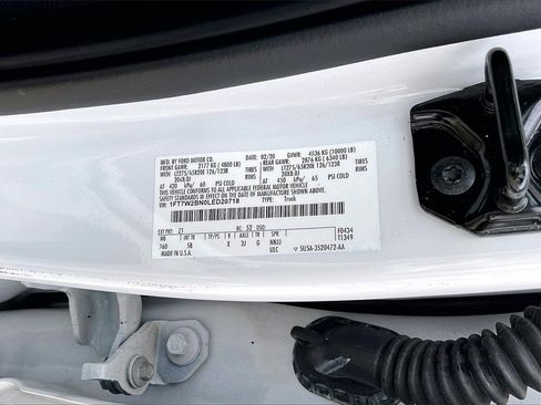 Certified 2020 Ford F250 Lariat w/ Lariat Value Package image 16