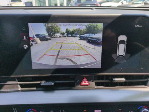Used 2024 Kia Sportage EX FWD image 20