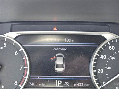 Used 2025 Nissan Sentra SV w/ Trunk Package FWD image 14