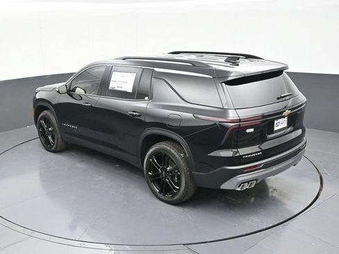 New 2026 Chevrolet Traverse LT w/ LPO, Floor Liner Package FWD image 58