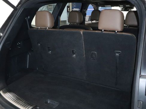 Used 2020 Kia Telluride SX w/ SX Prestige Package image 16