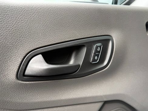 Used 2023 Ford Transit 250 Medium Roof AWD image 12