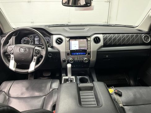 Used 2021 Toyota Tundra Platinum AWD/4WD image 4
