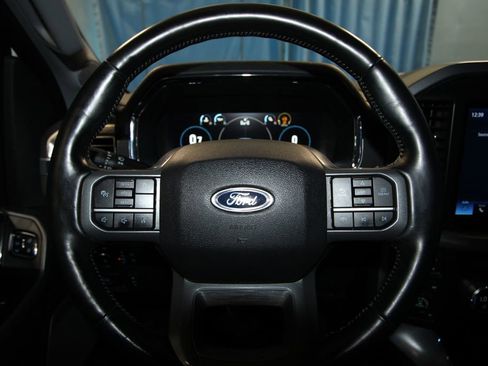 Used 2021 Ford F150 Lariat image 12