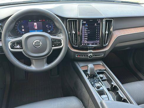 Used 2023 Volvo XC60 B5 Plus w/ Climate Package image 20