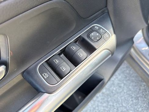 Used 2021 Mercedes-Benz GLA 250 4MATIC image 21