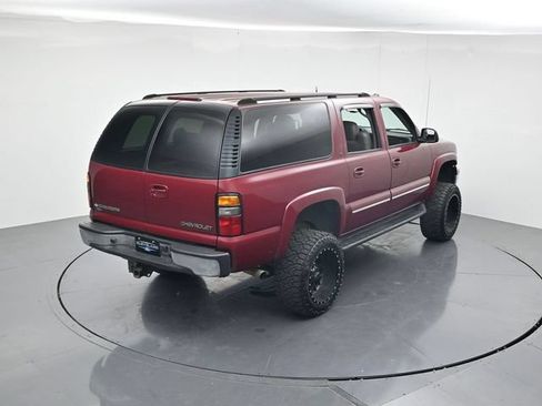 Used 2004 Chevrolet Suburban LT w/ Preferred Equipment Group RWD image 40