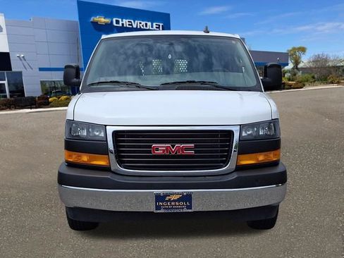 Used 2025 GMC Savana 2500 w/ Driver Convenience Package RWD image 20