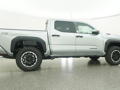New 2026 Toyota Tacoma TRD Off-Road image 39