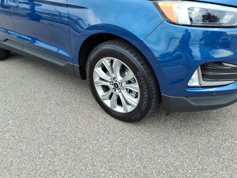 Certified 2024 Ford Edge Titanium w/ Class II Trailer Tow Package AWD/4WD image 5