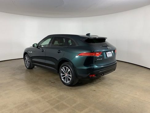 Used 2018 Jaguar F-PACE Premium image 14