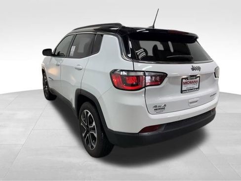 Certified 2024 Jeep Compass Limited AWD/4WD image 12