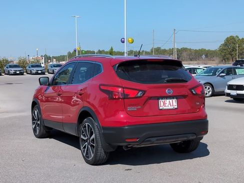 Used 2017 Nissan Rogue Sport SL image 7