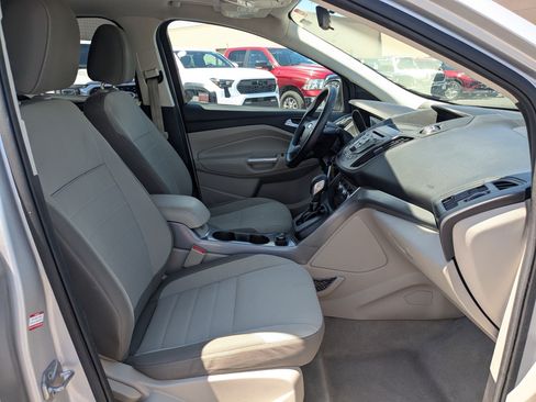 Used 2015 Ford Escape SE FWD image 33