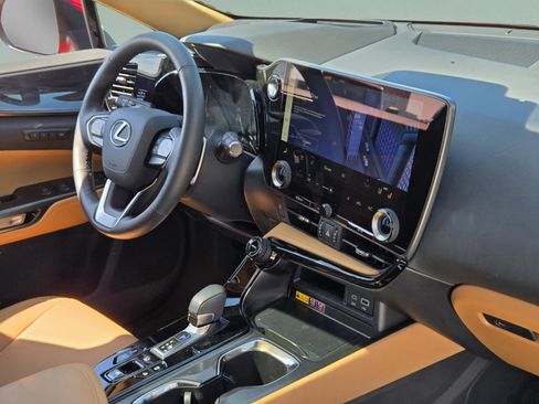 Certified 2025 Lexus NX 350 AWD w/ Cold Area Package image 19