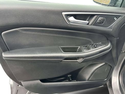 Used 2024 Ford Edge Titanium AWD/4WD image 9