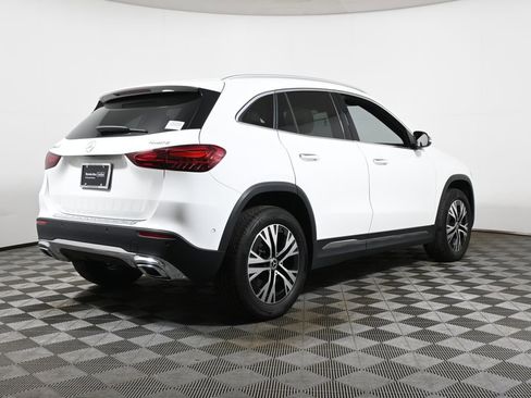 Used 2025 Mercedes-Benz GLA 250 4MATIC image 7