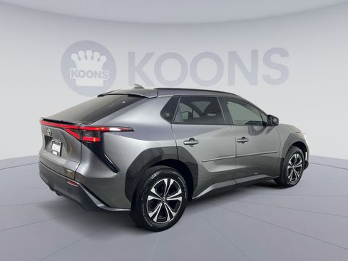 Used 2024 Toyota bZ4X XLE image 7