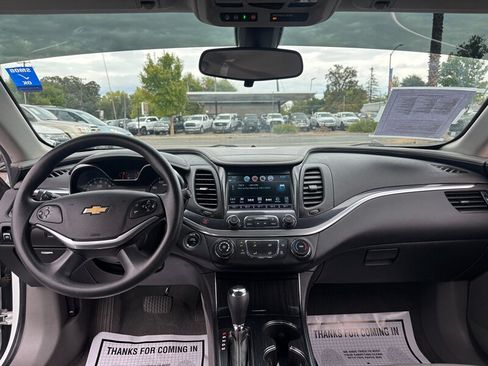 Used 2019 Chevrolet Impala LS FWD image 10