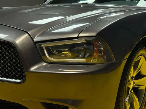 Used 2014 Dodge Charger R/T w/ Blacktop Package image 7