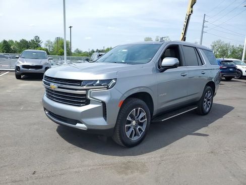 Used 2023 Chevrolet Tahoe LT w/ LT Signature Package AWD/4WD image 2