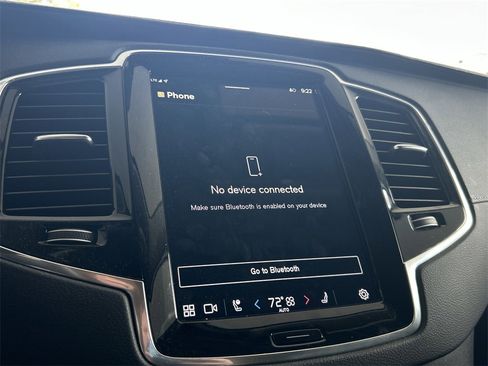 Used 2023 Volvo XC90 B6 Ultimate w/ Protection Package Premier image 17