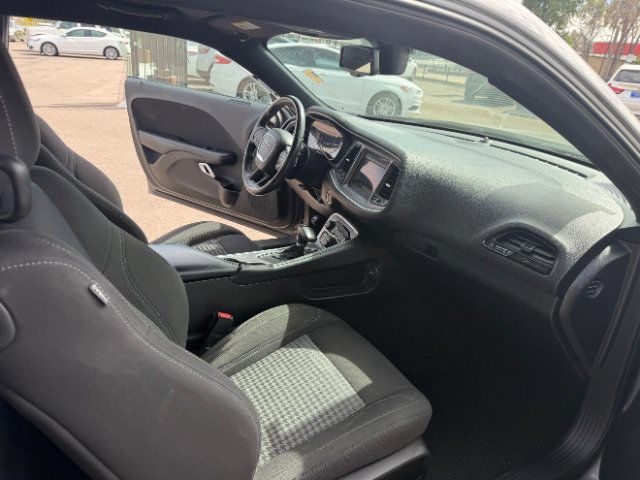 Used 2022 Dodge Challenger SXT w/ Blacktop Package RWD image 27